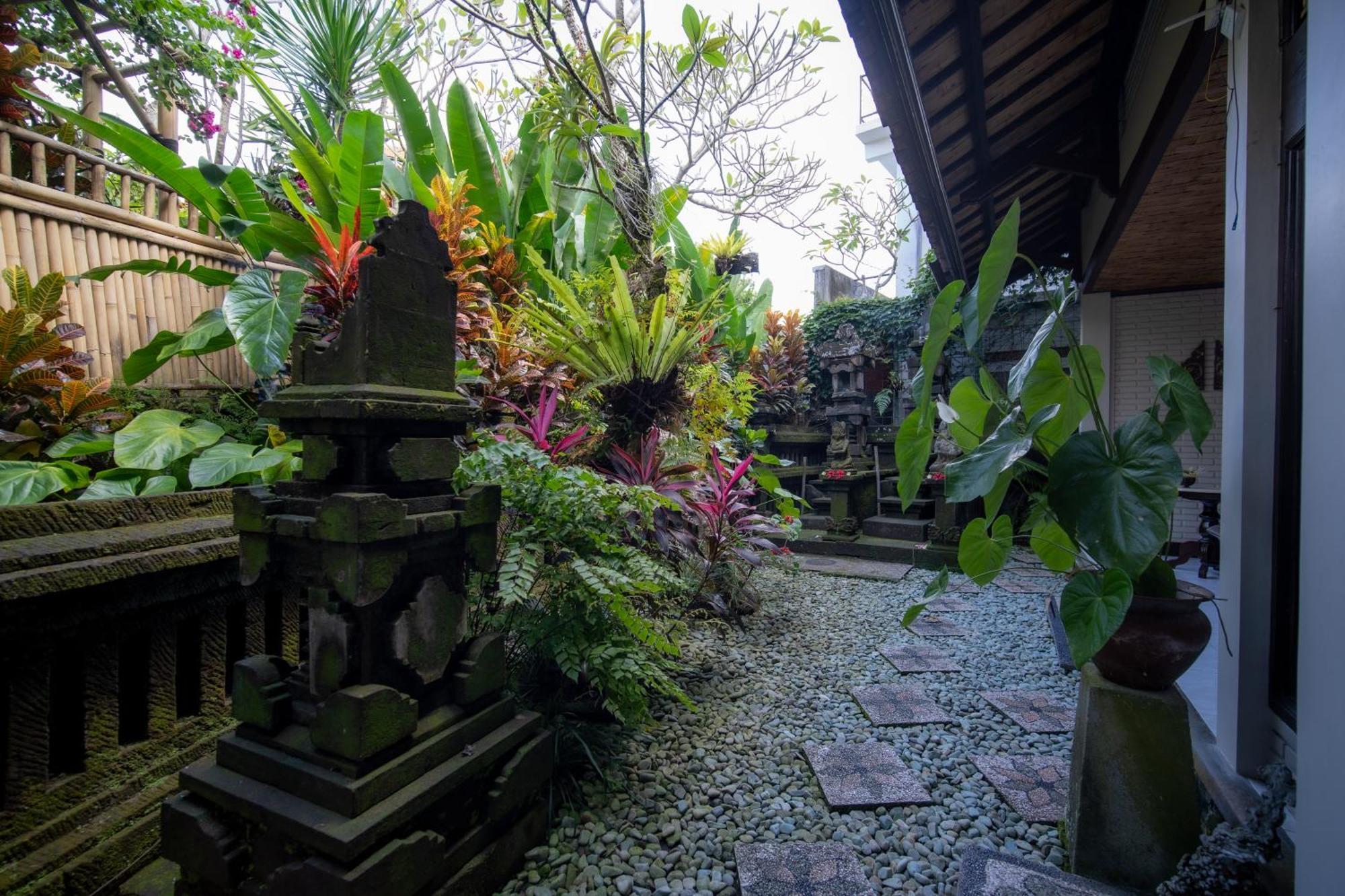 Hotel Puri Bayu Ubud Exterior foto